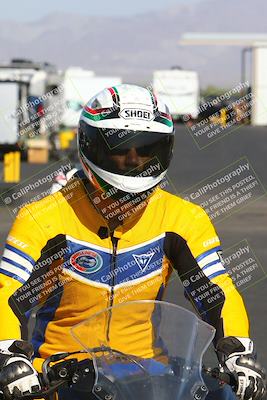 media/Apr-10-2022-SoCal Trackdays (Sun) [[f104b12566]]/Around the Pits/